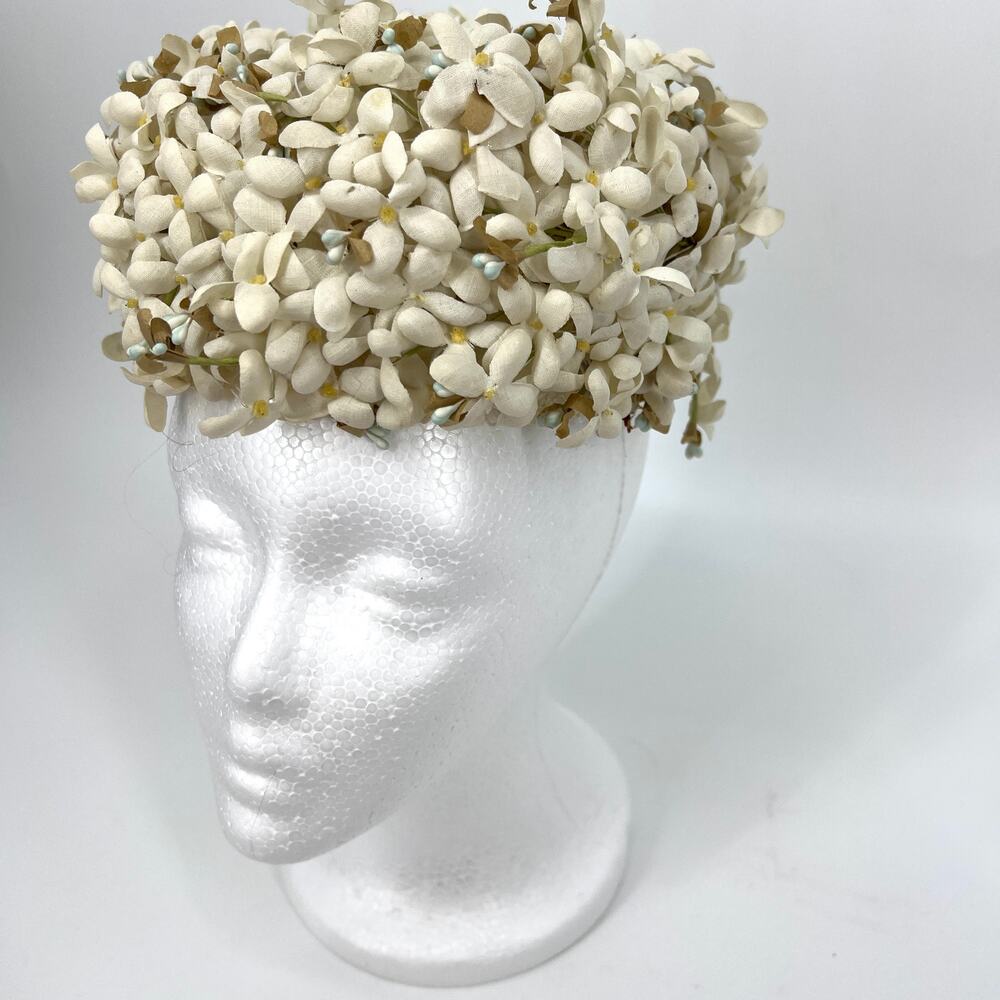 Vintage 60s Fascinator Pillbox Hat Dimensional Floral with Combs One Size